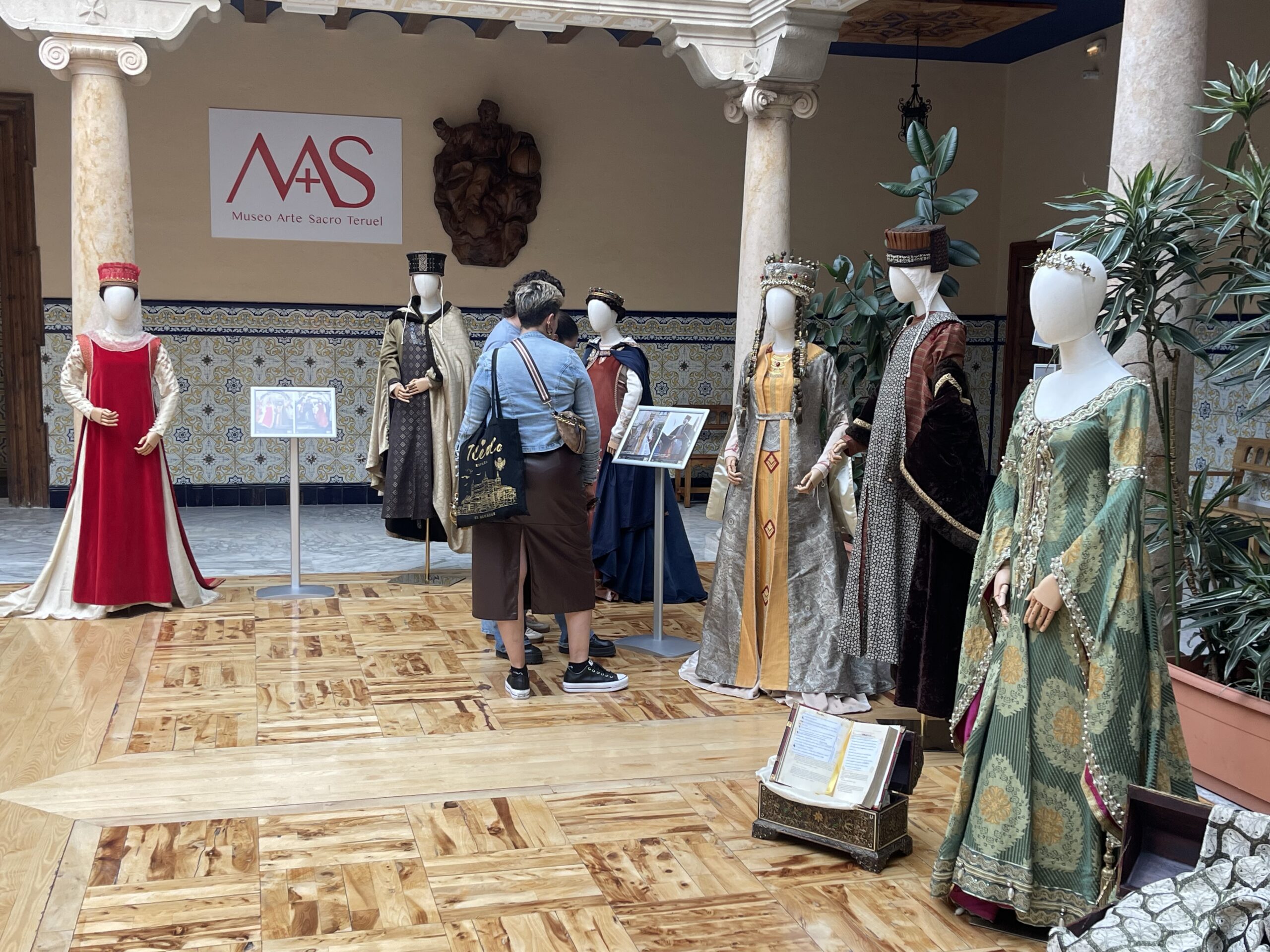 Congreso Internacional de Fiestas Históricas- Fundación Bodas de Isabel